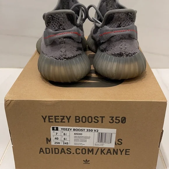 Yeezy Boost 350 V2 Men's size
